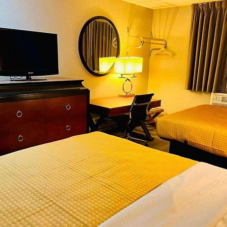 Hotel Super 8 By Wyndham Benton Harbor St Joseph Esterno foto