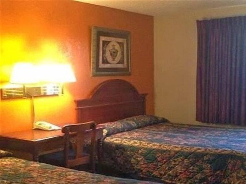 Hotel Super 8 By Wyndham Benton Harbor St Joseph Esterno foto
