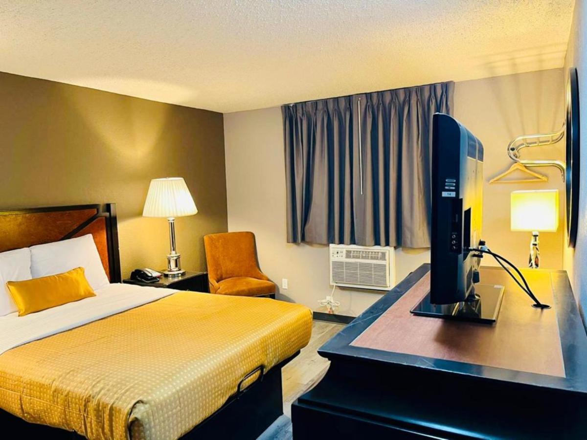 Hotel Super 8 By Wyndham Benton Harbor St Joseph Esterno foto