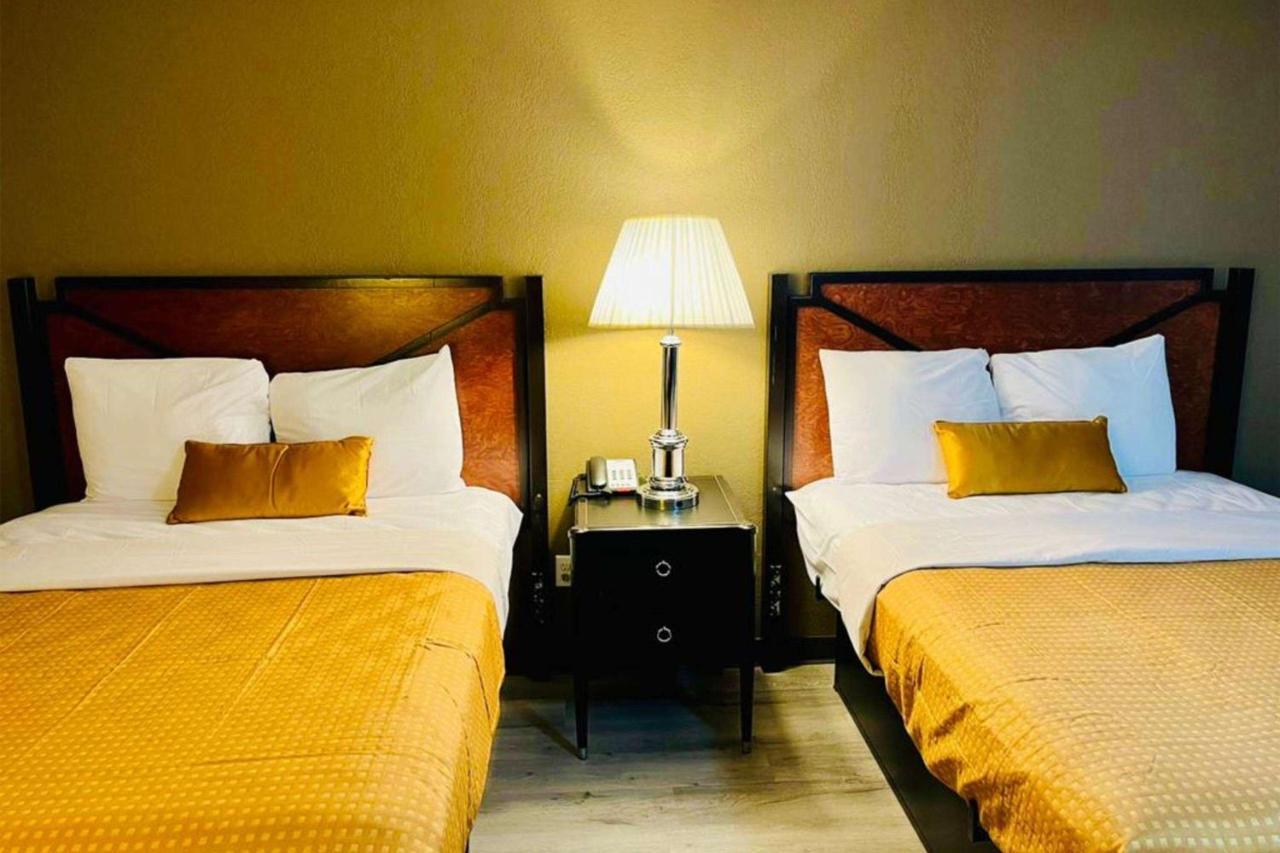 Hotel Super 8 By Wyndham Benton Harbor St Joseph Esterno foto