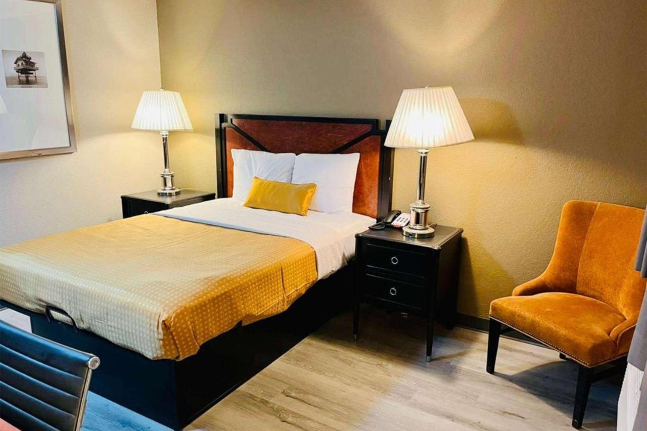 Hotel Super 8 By Wyndham Benton Harbor St Joseph Esterno foto