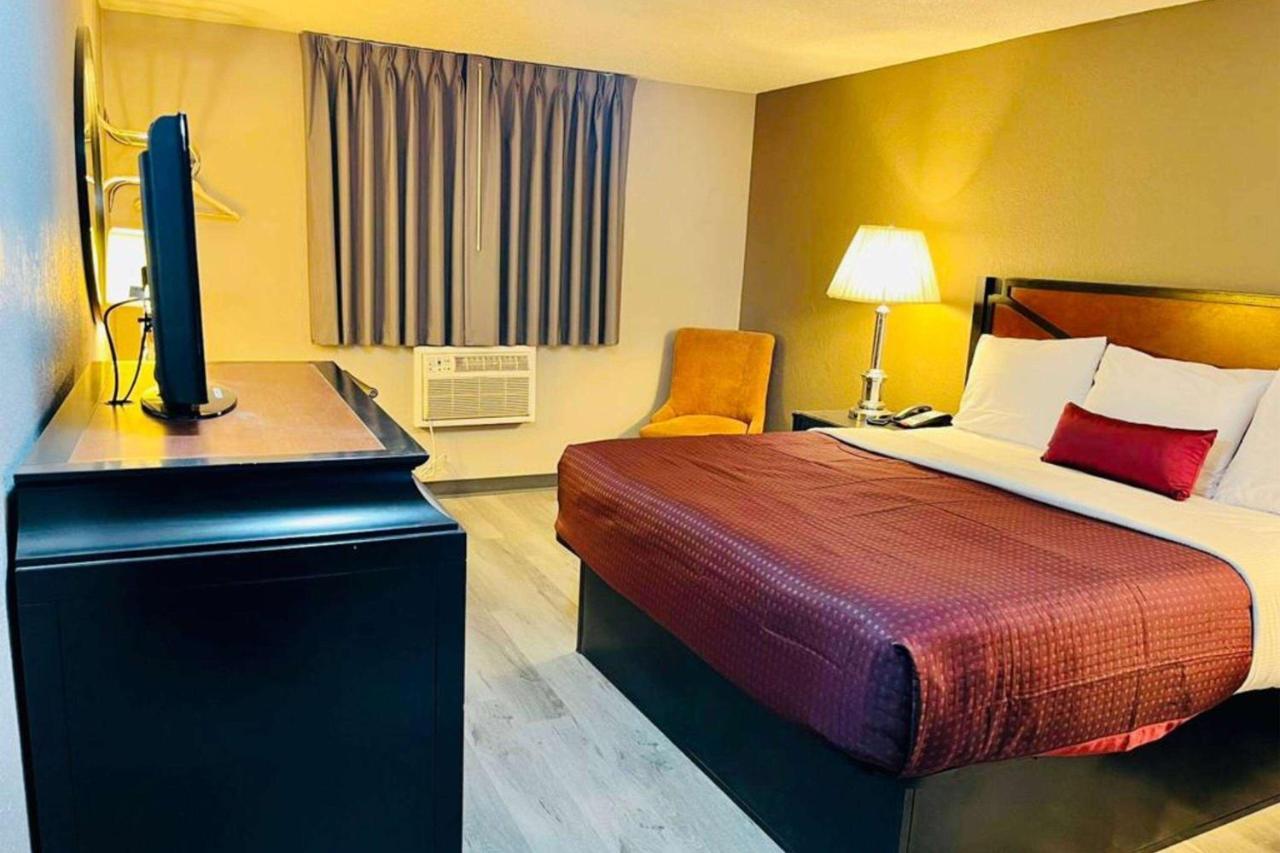 Hotel Super 8 By Wyndham Benton Harbor St Joseph Esterno foto