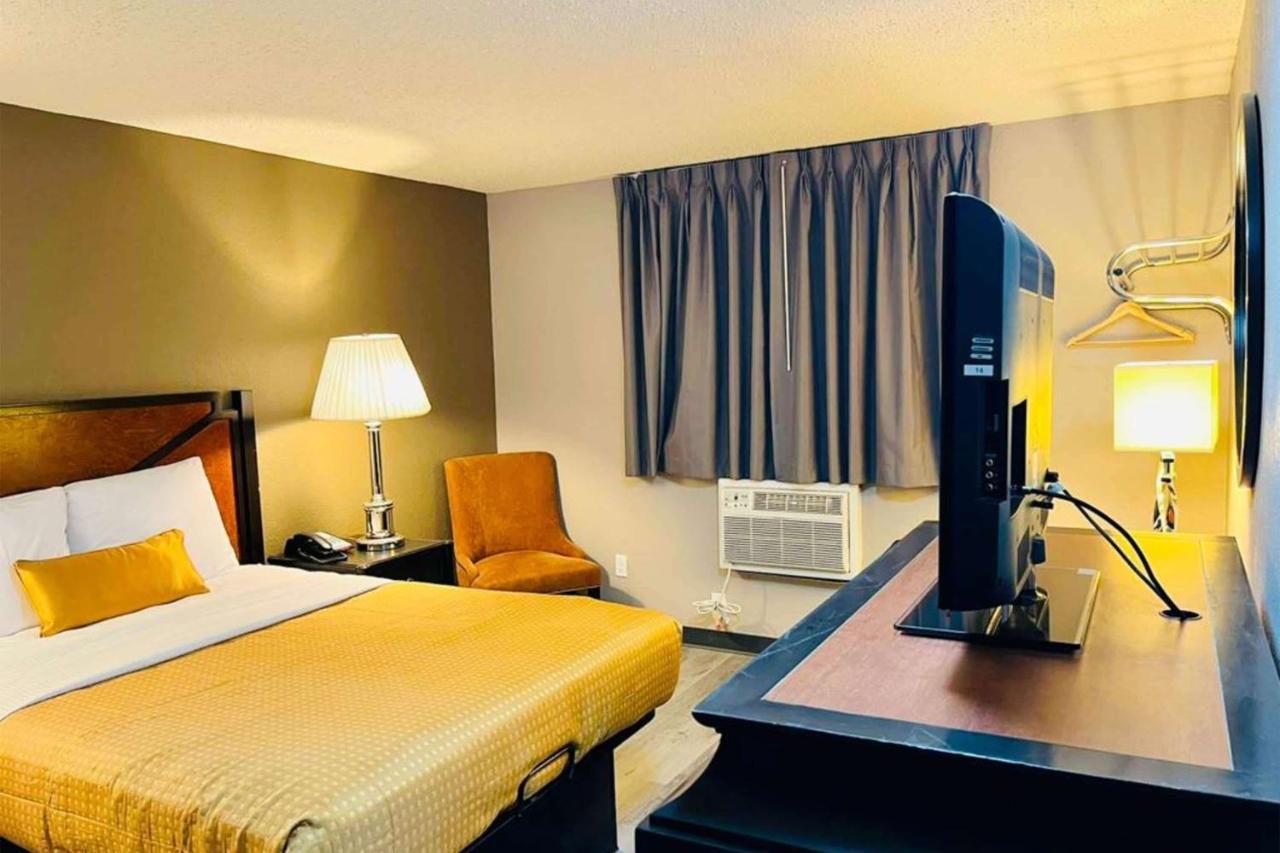 Hotel Super 8 By Wyndham Benton Harbor St Joseph Esterno foto