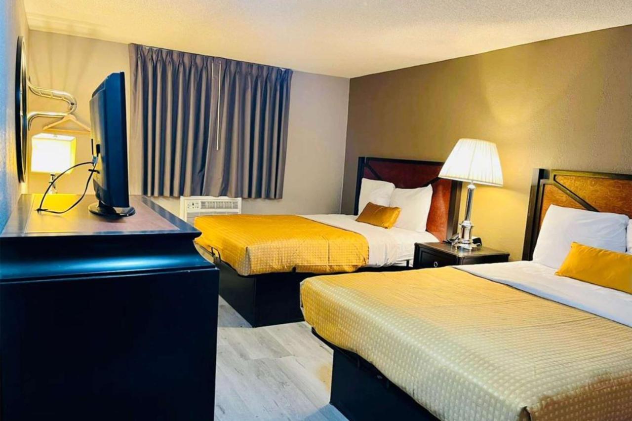 Hotel Super 8 By Wyndham Benton Harbor St Joseph Esterno foto