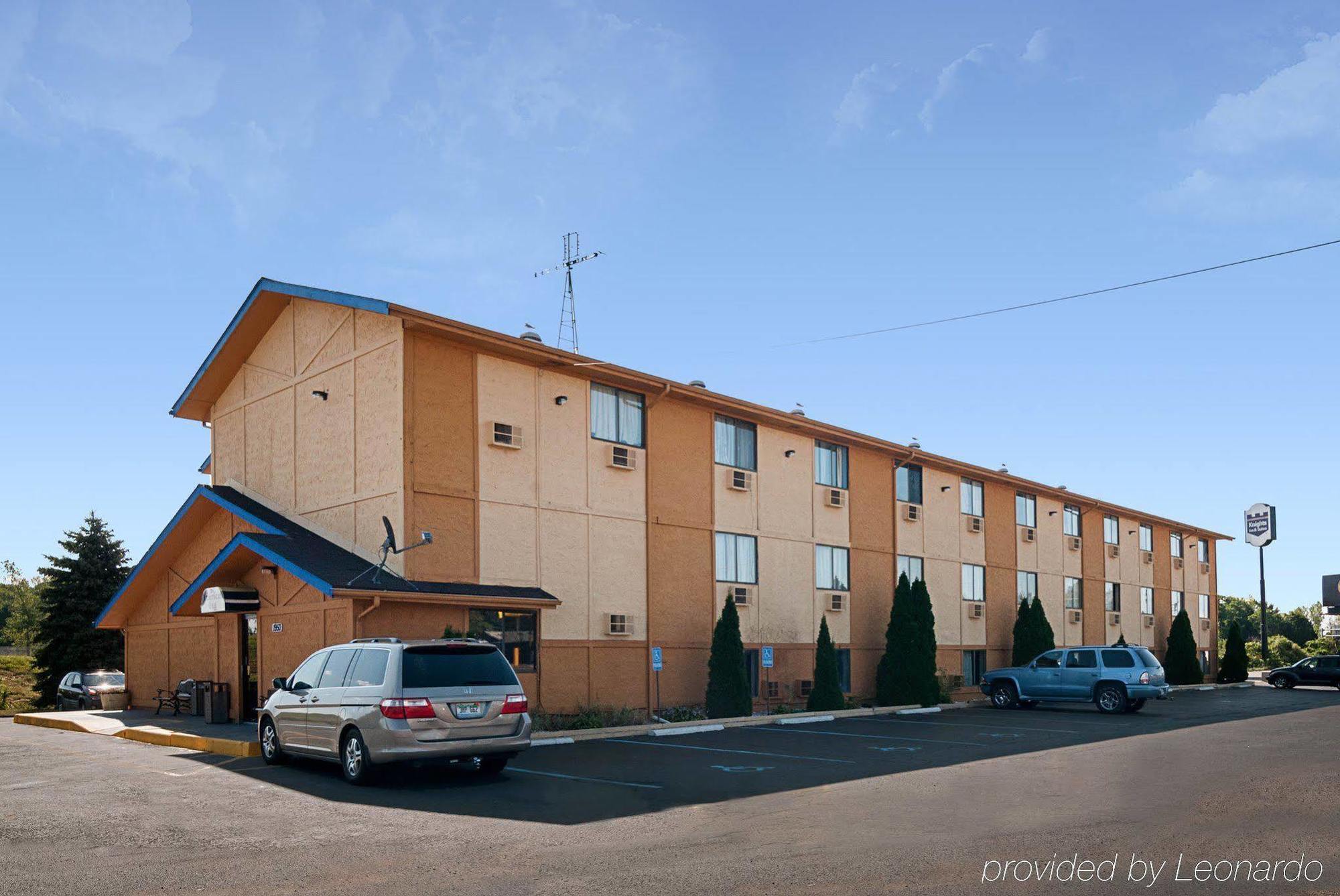 Hotel Super 8 By Wyndham Benton Harbor St Joseph Esterno foto