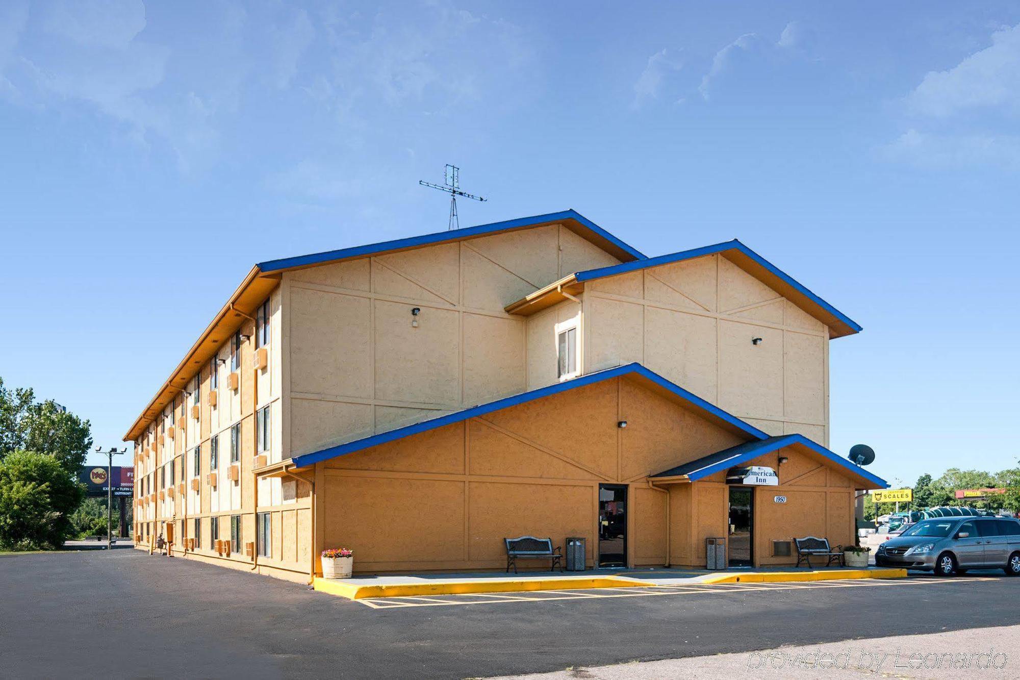 Hotel Super 8 By Wyndham Benton Harbor St Joseph Esterno foto