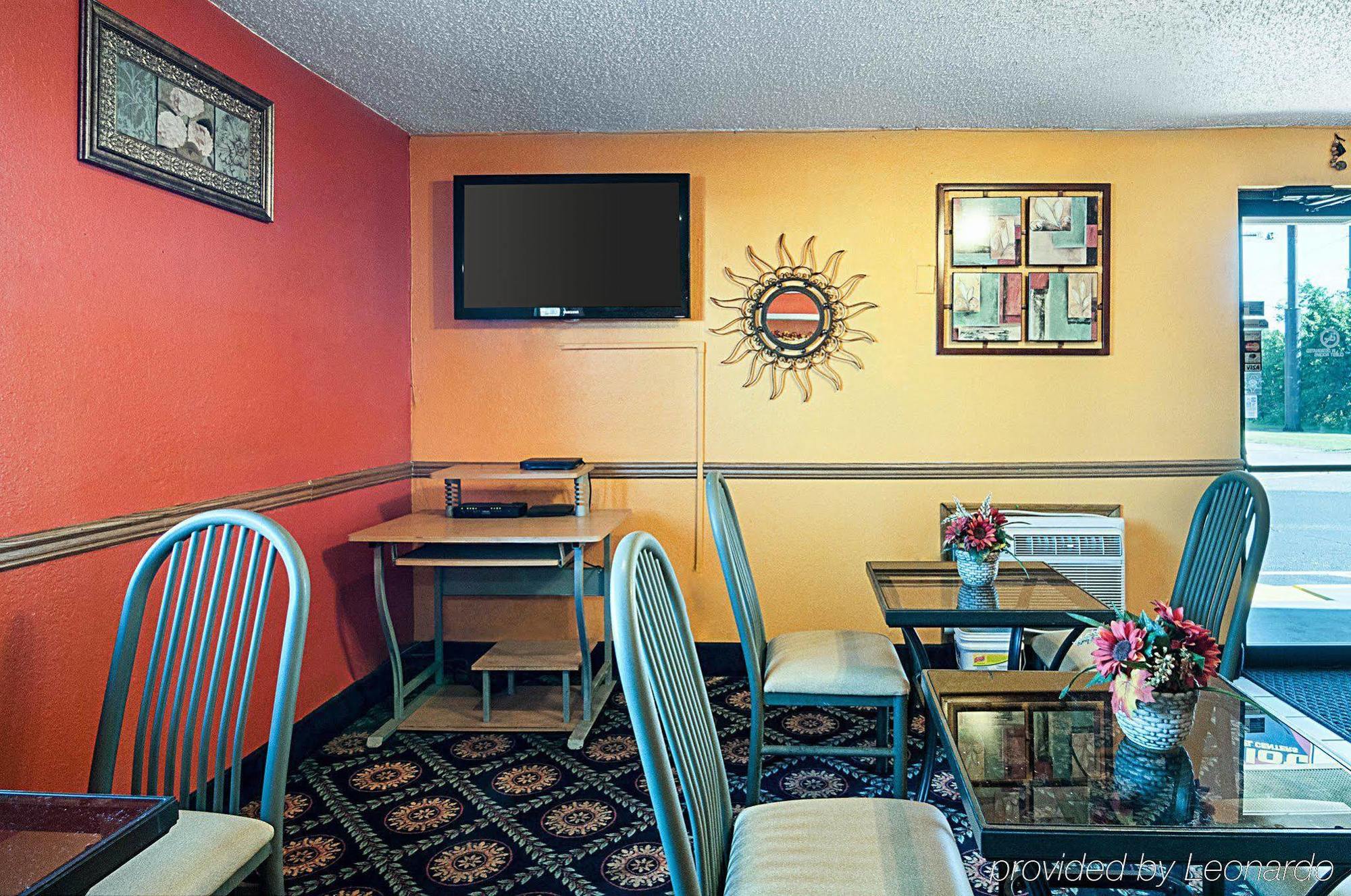 Hotel Super 8 By Wyndham Benton Harbor St Joseph Esterno foto